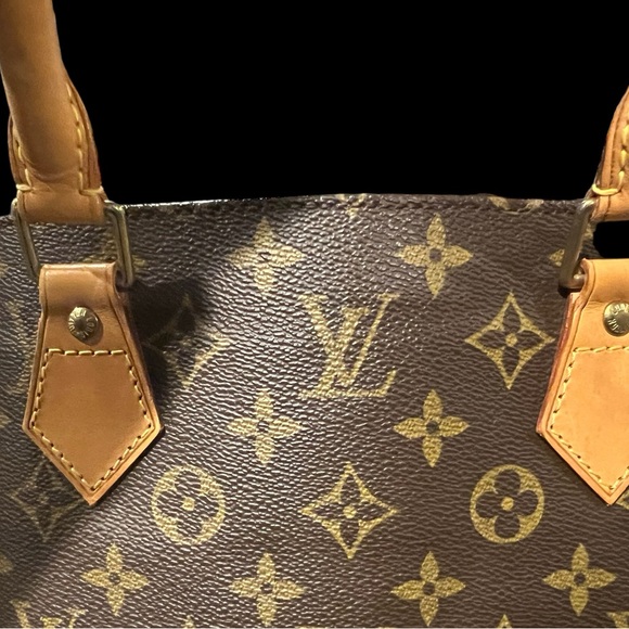 LOUIS VUITTON Sac Plat Tote - Picture 6 of 12